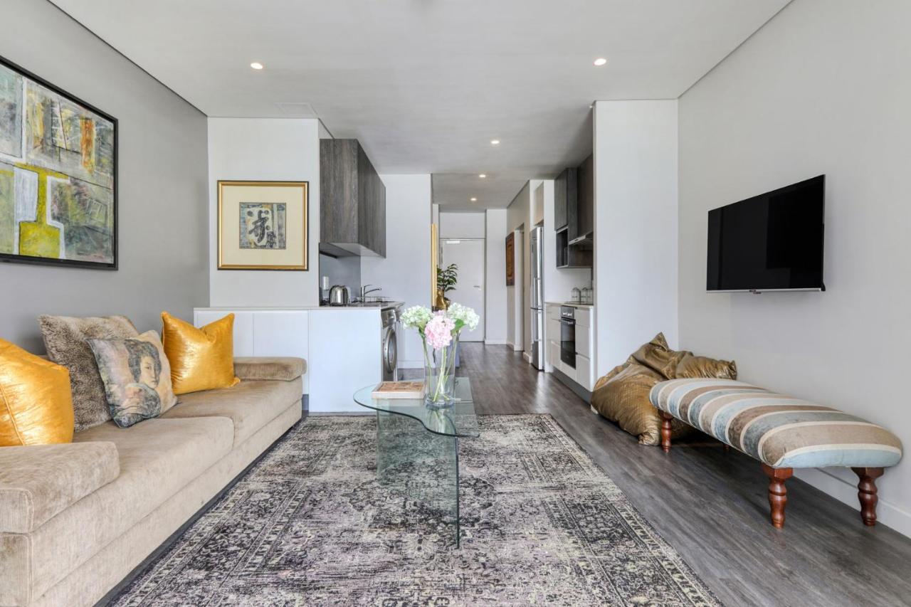 Backup-Powered Classic Luxury Apartment كيب تاون المظهر الخارجي الصورة