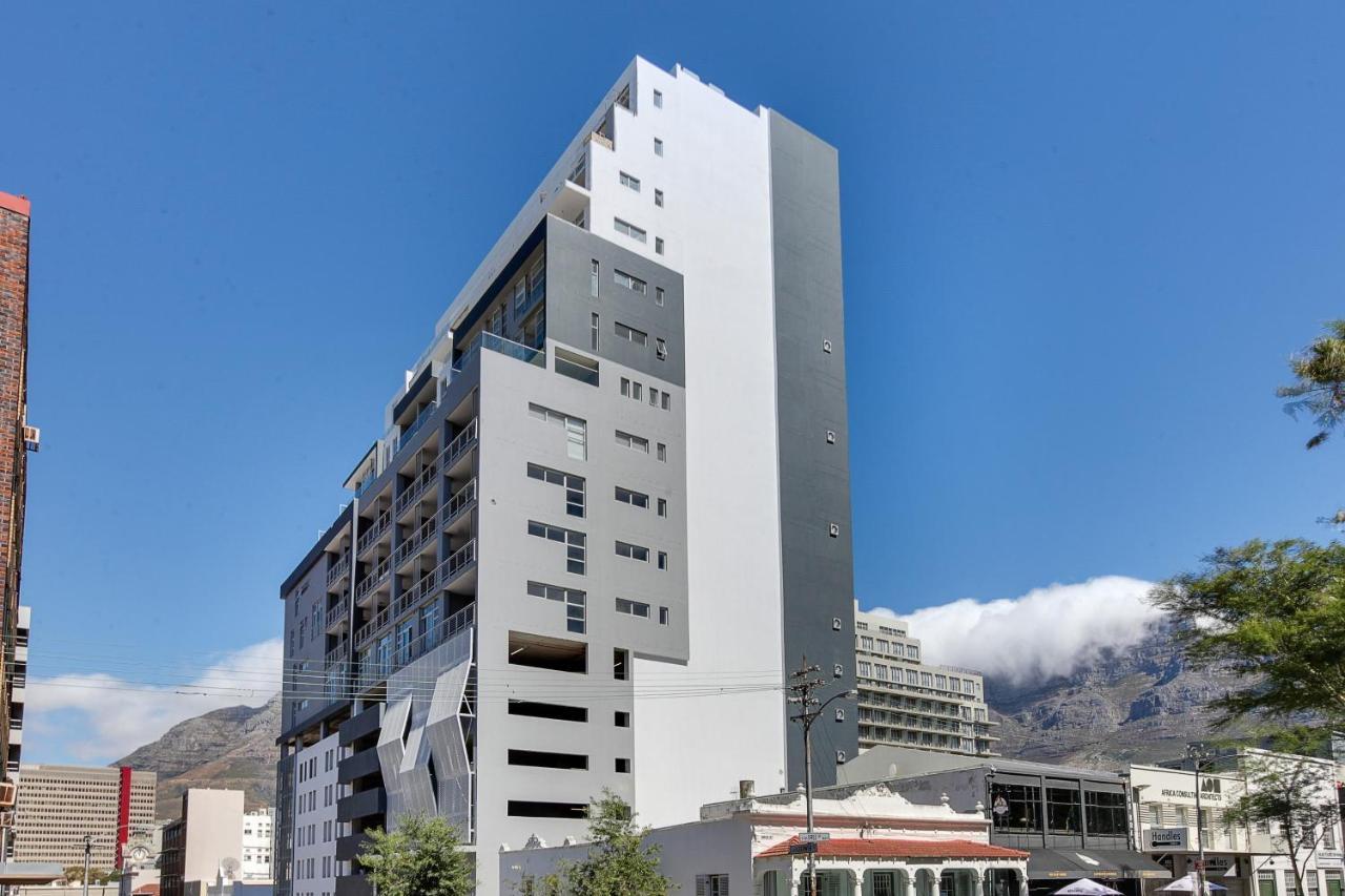Backup-Powered Classic Luxury Apartment كيب تاون المظهر الخارجي الصورة