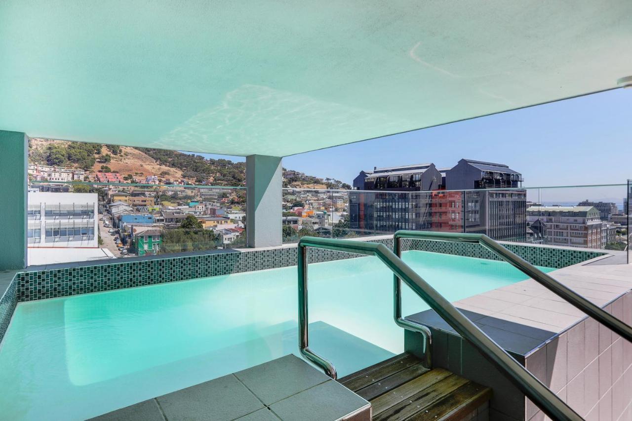 Backup-Powered Classic Luxury Apartment كيب تاون المظهر الخارجي الصورة